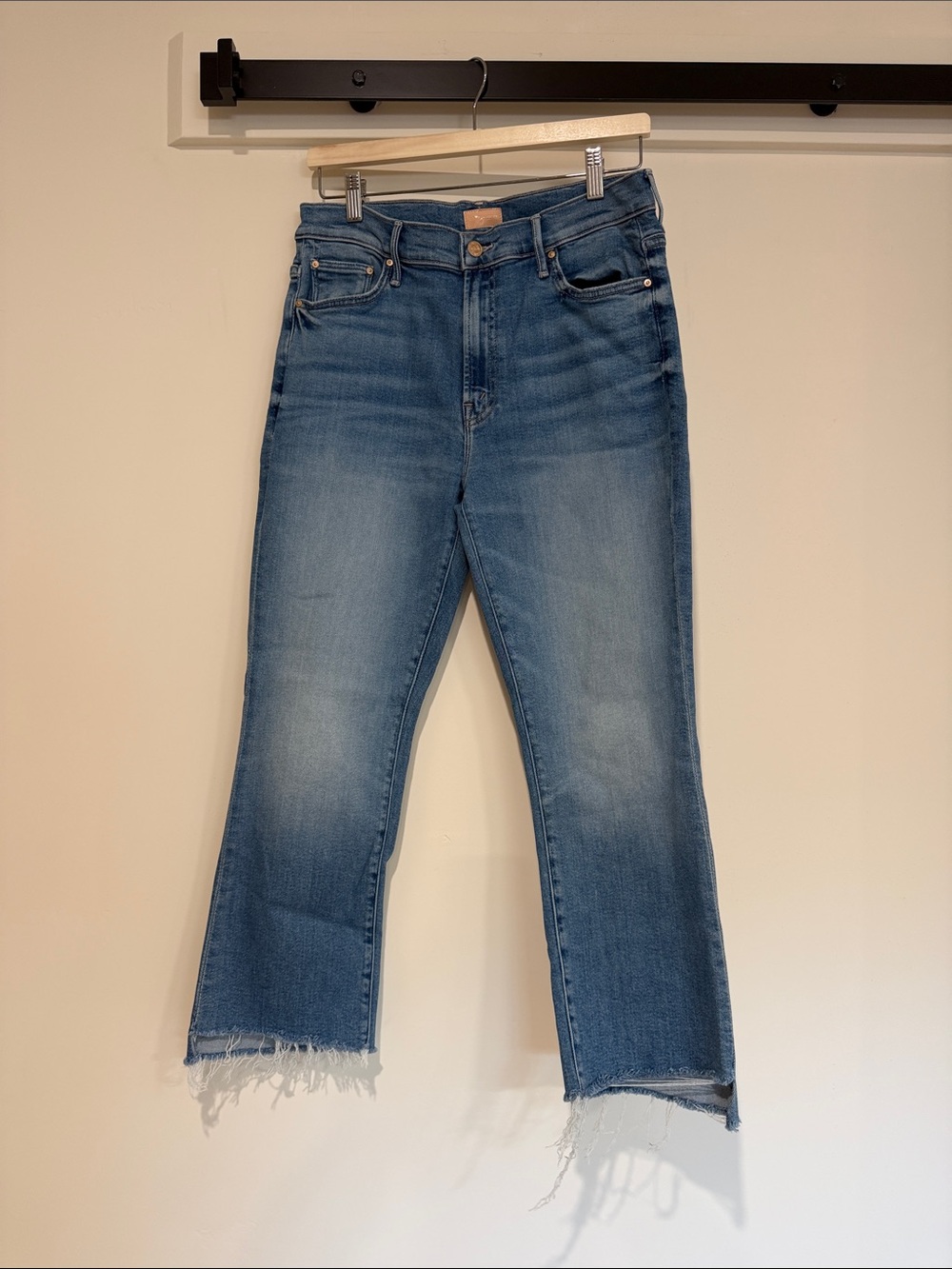 MOTHER Medium Blue High-Rise Cropped Straight Jeans